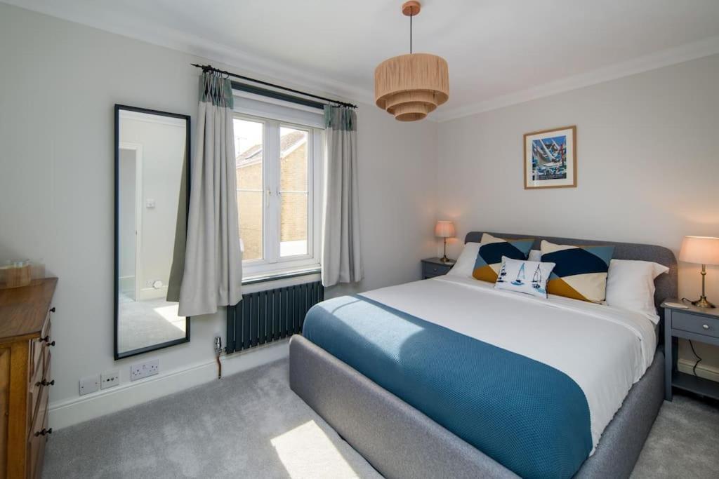 Captain'S Cottage - Central West Cowes - Spacious, Entire 1-Bed Home المظهر الخارجي الصورة